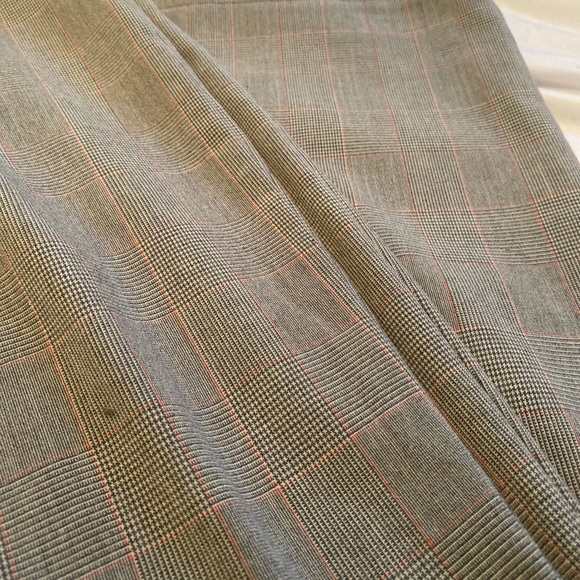 Grey Dress Pants. - Picture 2 of 3